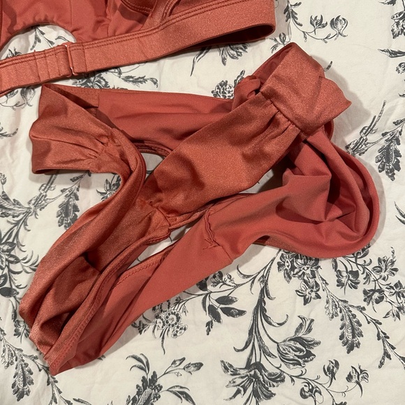 Hunkemoller swimsuit XL - Picture 3 of 5